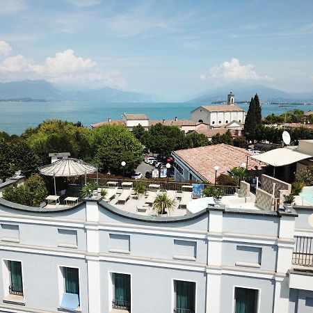 Hotel Enrichetta Desenzano del Garda Extérieur photo